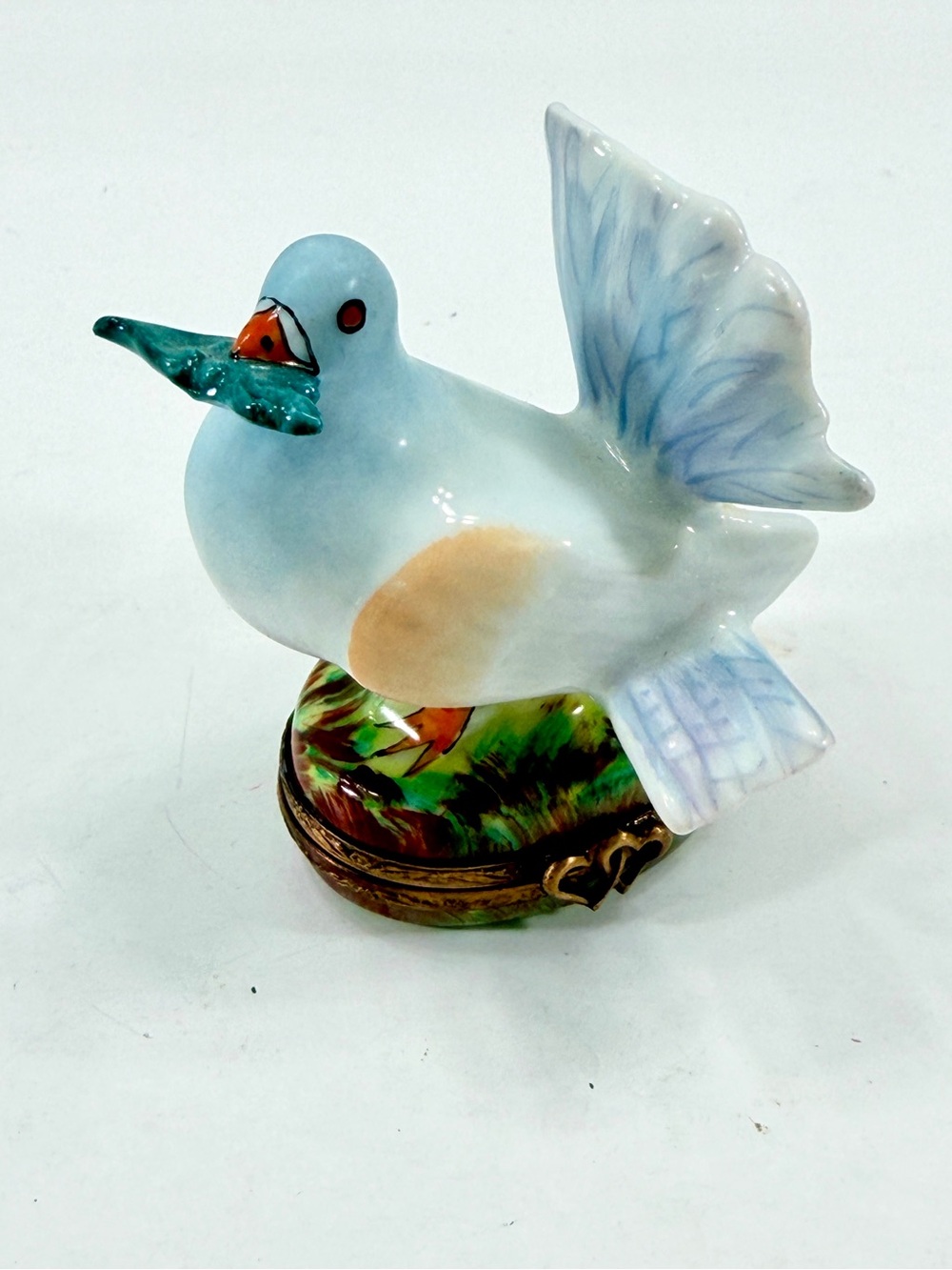 Limoges France Peint Main Dove Hold Green Leaf Trinket Box Signed Hand Painted